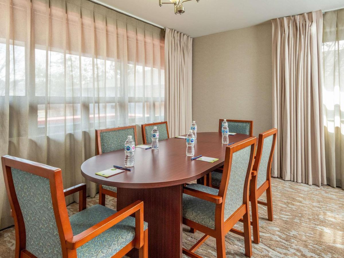 Comfort Inn West Otawa Exterior foto